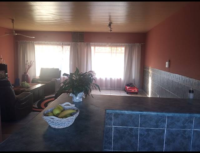 3 BEDROOM SECTIONAL TITLE FOR SALE IN BERTON PARK